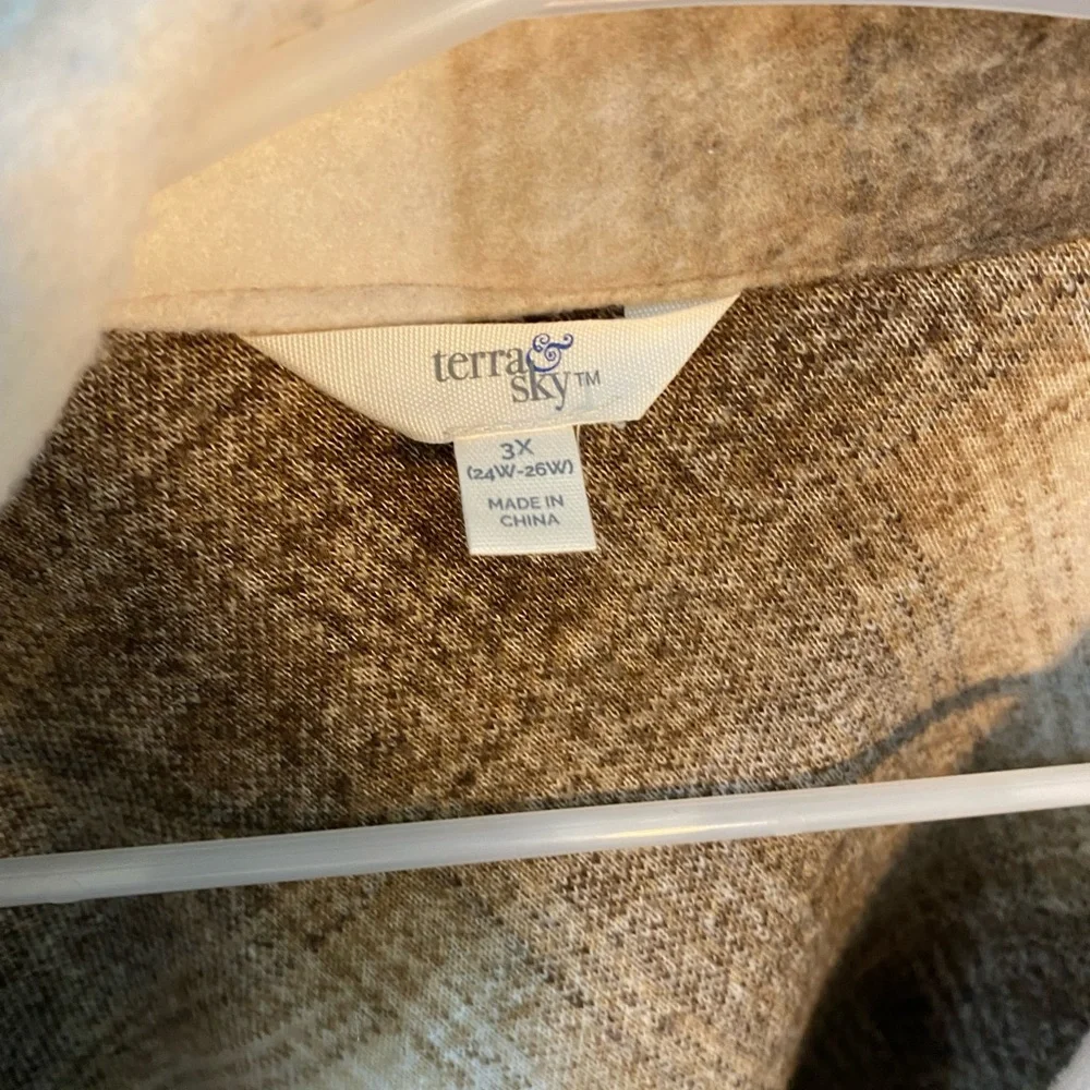 Button down Shacket - Picture 3 of 3
